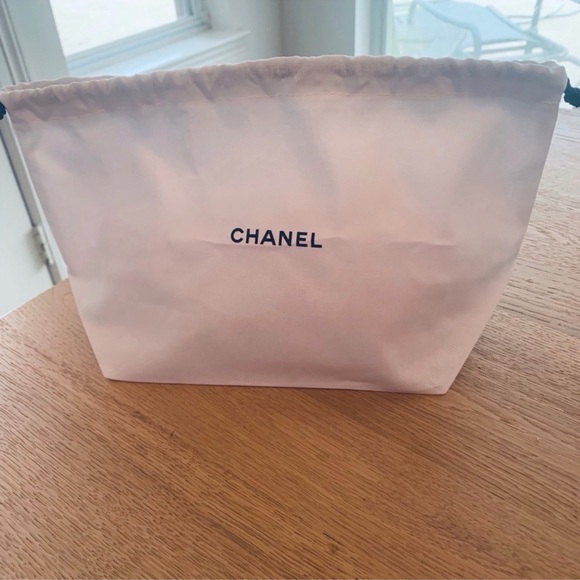 Chanel Handbags - ♦️CHANEL authentic drawstring signature pouch or dust bag